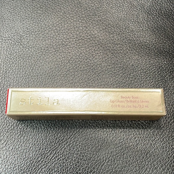 Stila Beauty Boss Lip Gloss shade Empowering. - Picture 4 of 4